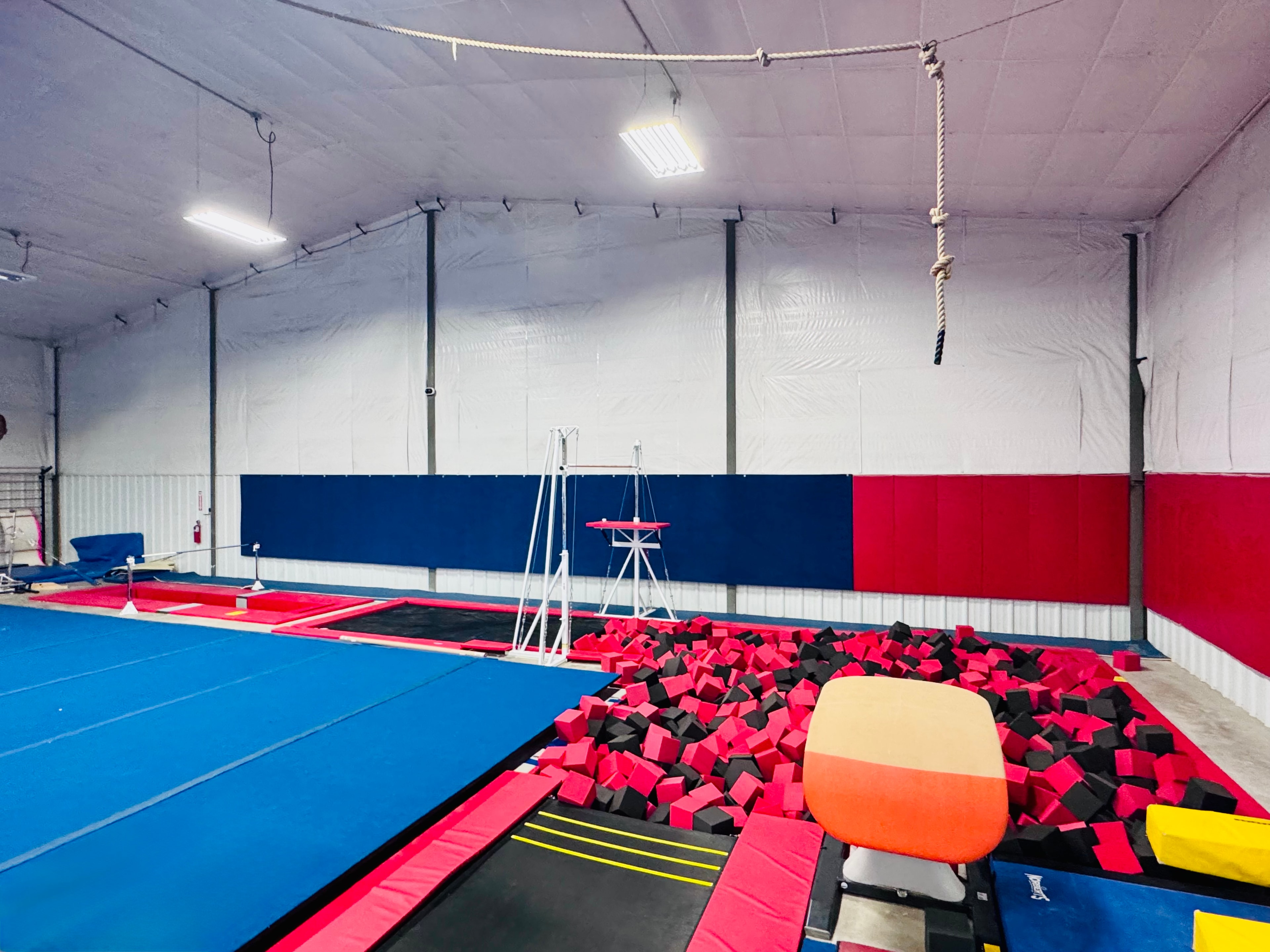 Foam Pit & Bar