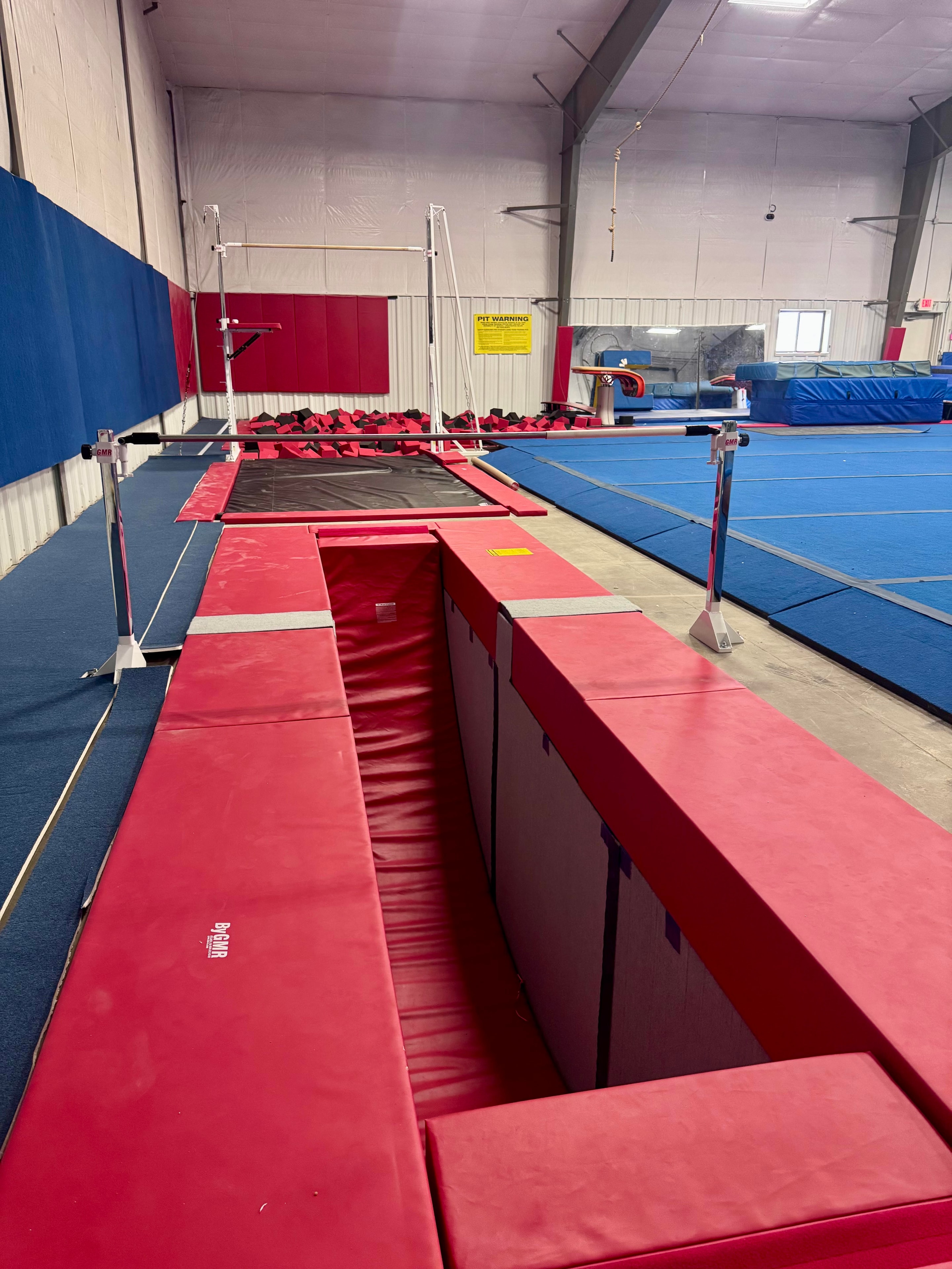 Gymnastics trench bar